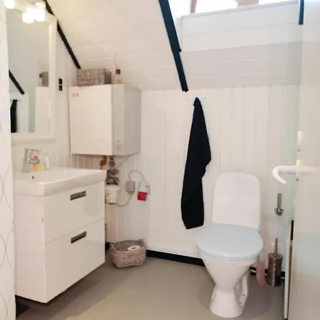 Three-bedroom Holiday In بيت للعطل