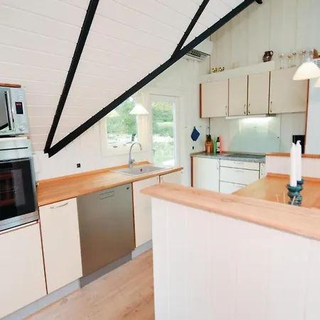 Three-bedroom Holiday In بيت للعطل